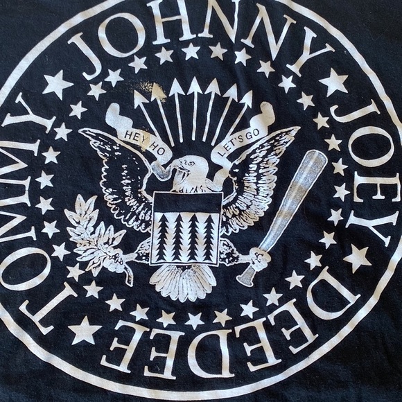 Ramone’s Shirt Size Small PRICE FIRM 💥 - Picture 3 of 8